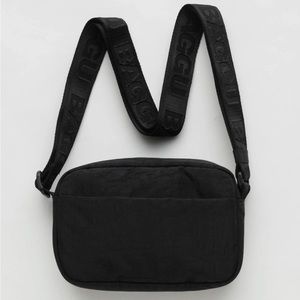 BAGGU Black Camera Crossbody Bag